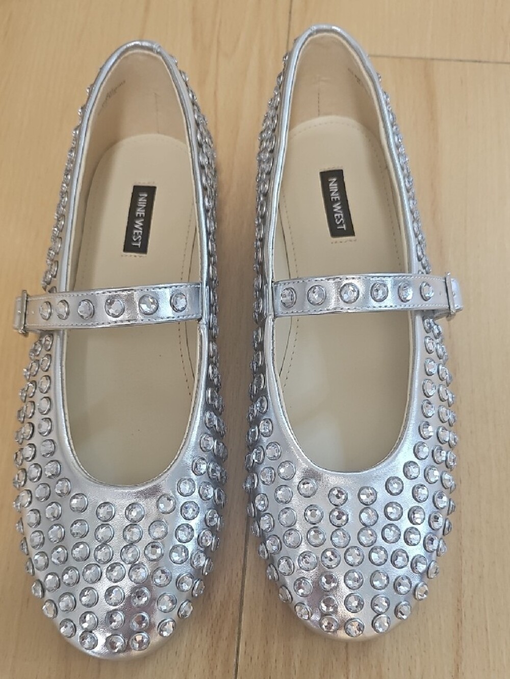 Nine West Silver Studded Mary Jane Flats, 9 - Picture 2 of 7